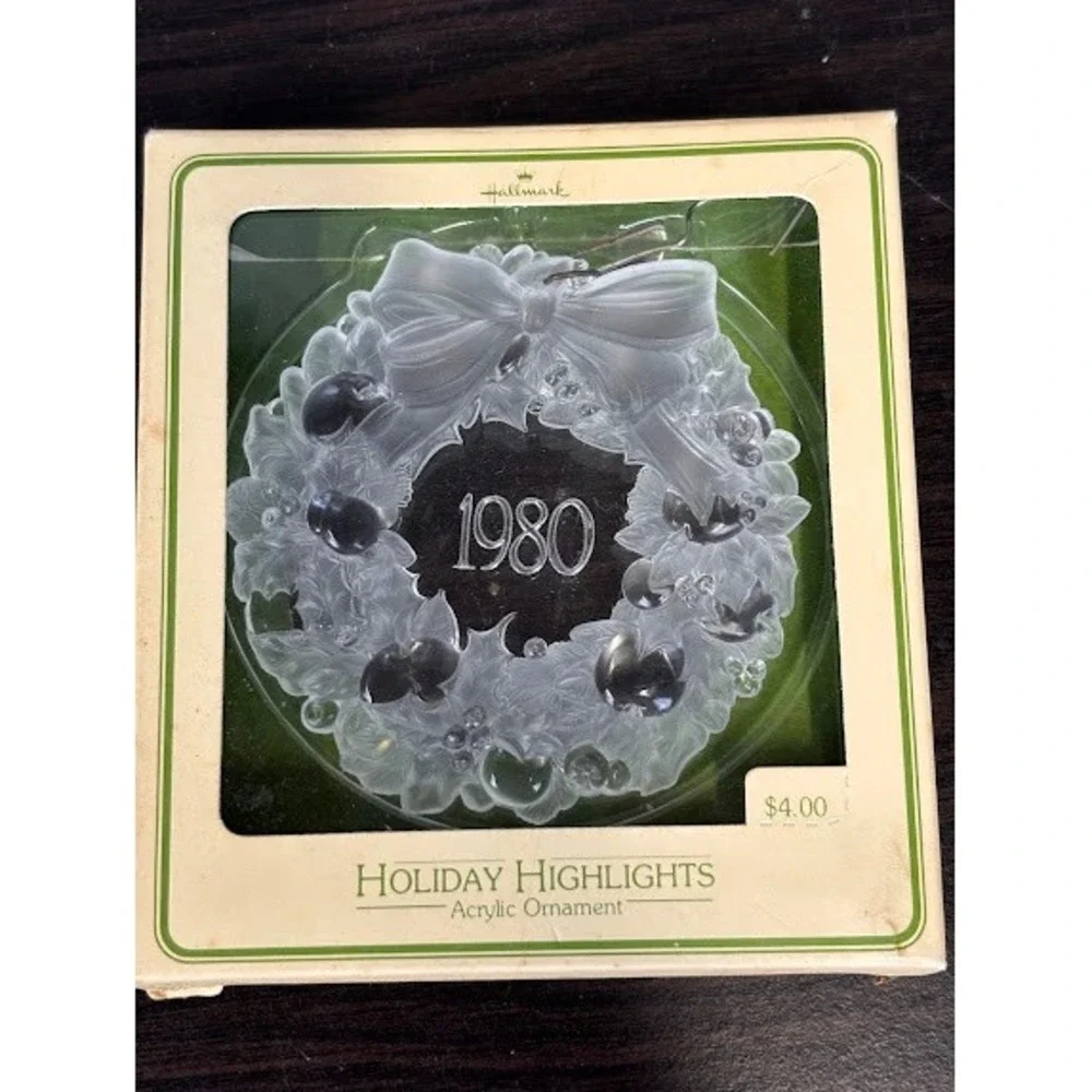 Vintage 1980 Hallmark Holiday Highlights Acrylic Wreath Christmas Ornament Boxed
